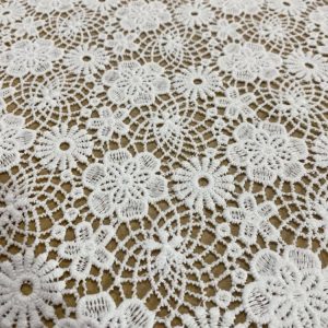 Renda Guipir Floral Branco